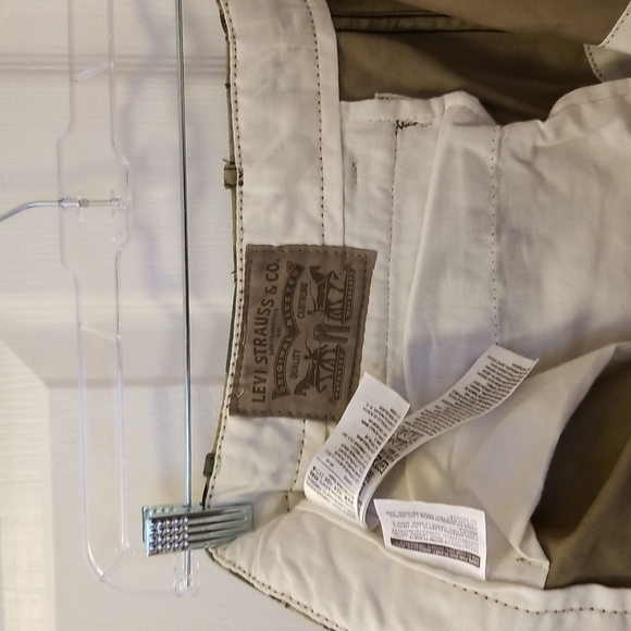 Levi's Camo Cargo Pants Men's 32×30. - Picture 5 of 7